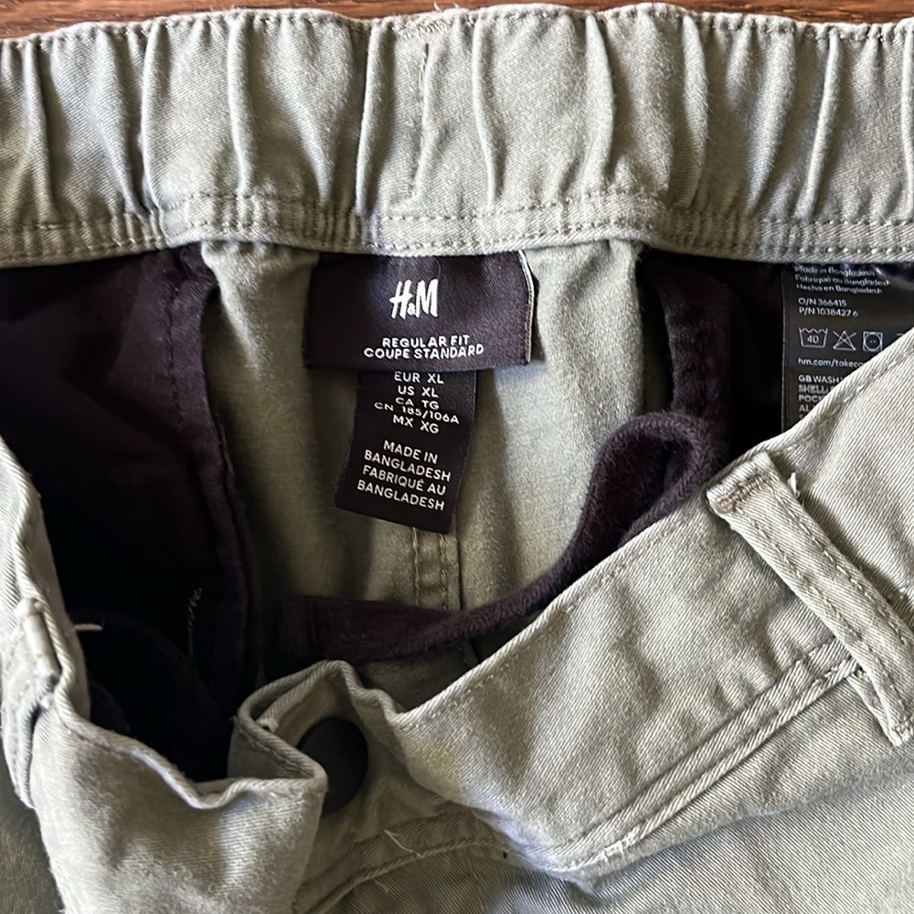 H&M Men's Cargo Pants. - Picture 3 of 8